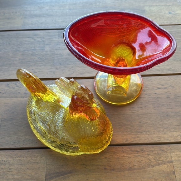 Vintage Red Amber Indiana glass Rooster candy dish. Very unique! - Picture 2 of 6